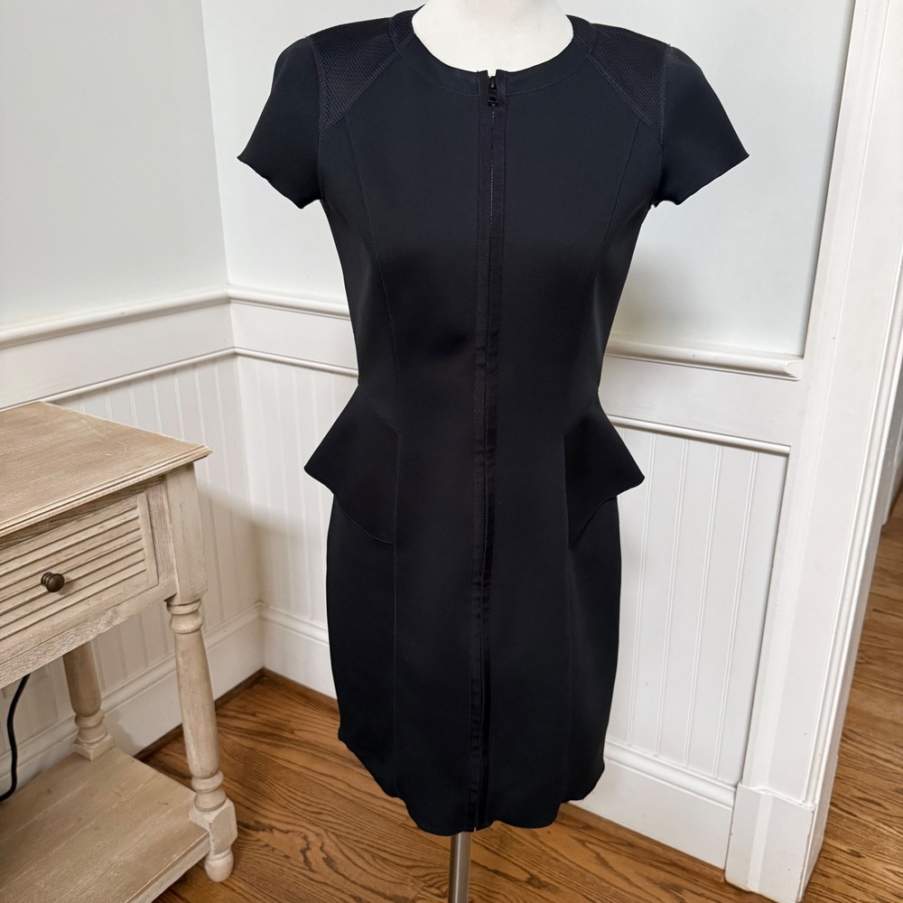 Theory Black Tenns Peplum Dress Short Sleeve Zip Front Sheath Business Size 8